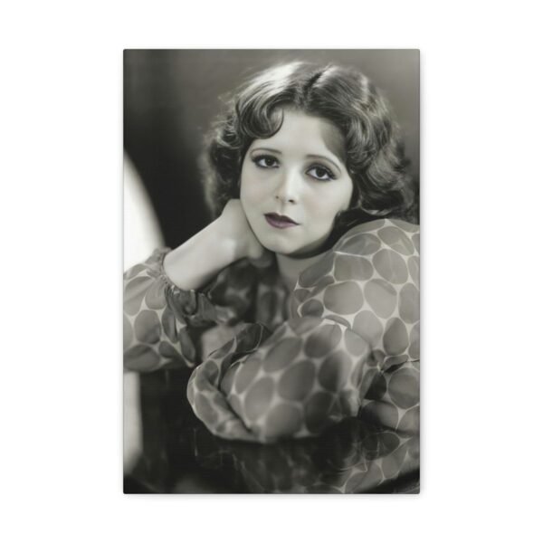 Clara Bow - Hollywood Silent Movie Star - Image 2