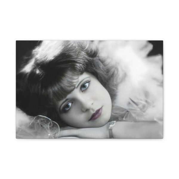 Clara Bow - Famous Hollywood Silent Film Star - Image 2