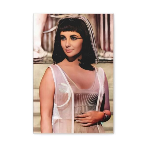 Elizabeth Taylor In The Film Cleopatra 1963 - Color - Image 2
