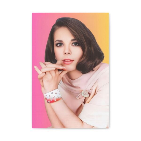 Natalie Wood - Photo by Gerrold Stratzburg 1966 - Image 2