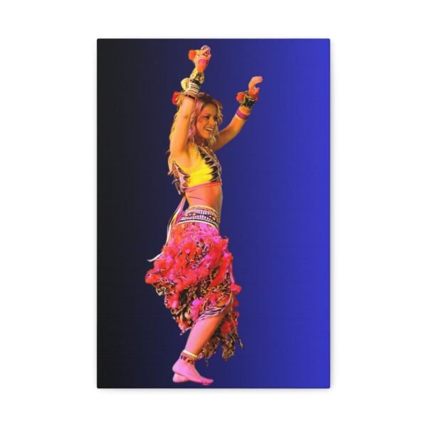 Shakira at the Futbol Sudafrica World Cup Closing Ceremony 2010 - Image 2