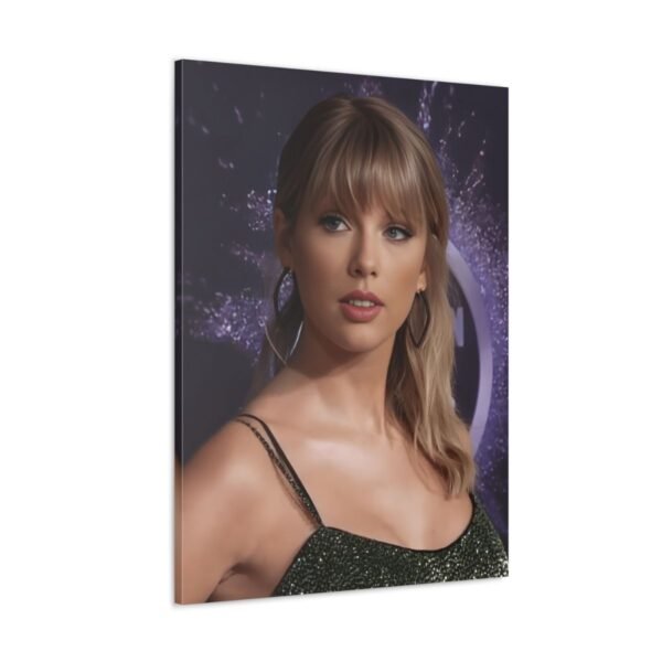 Taylor Swift at the 2019 American Music Awards - Cosmopolitan UK